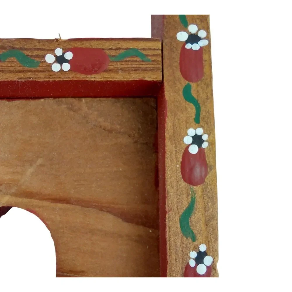 Wood Wall Mounted Trinket Curio Shelf Hand Painted Heart Cutouts 17 x 3.75